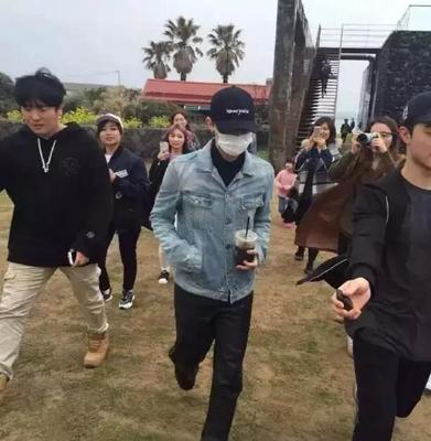 怎么能少了權志龍歐巴的豪宅！不一定最貴，但最酷酷多拉